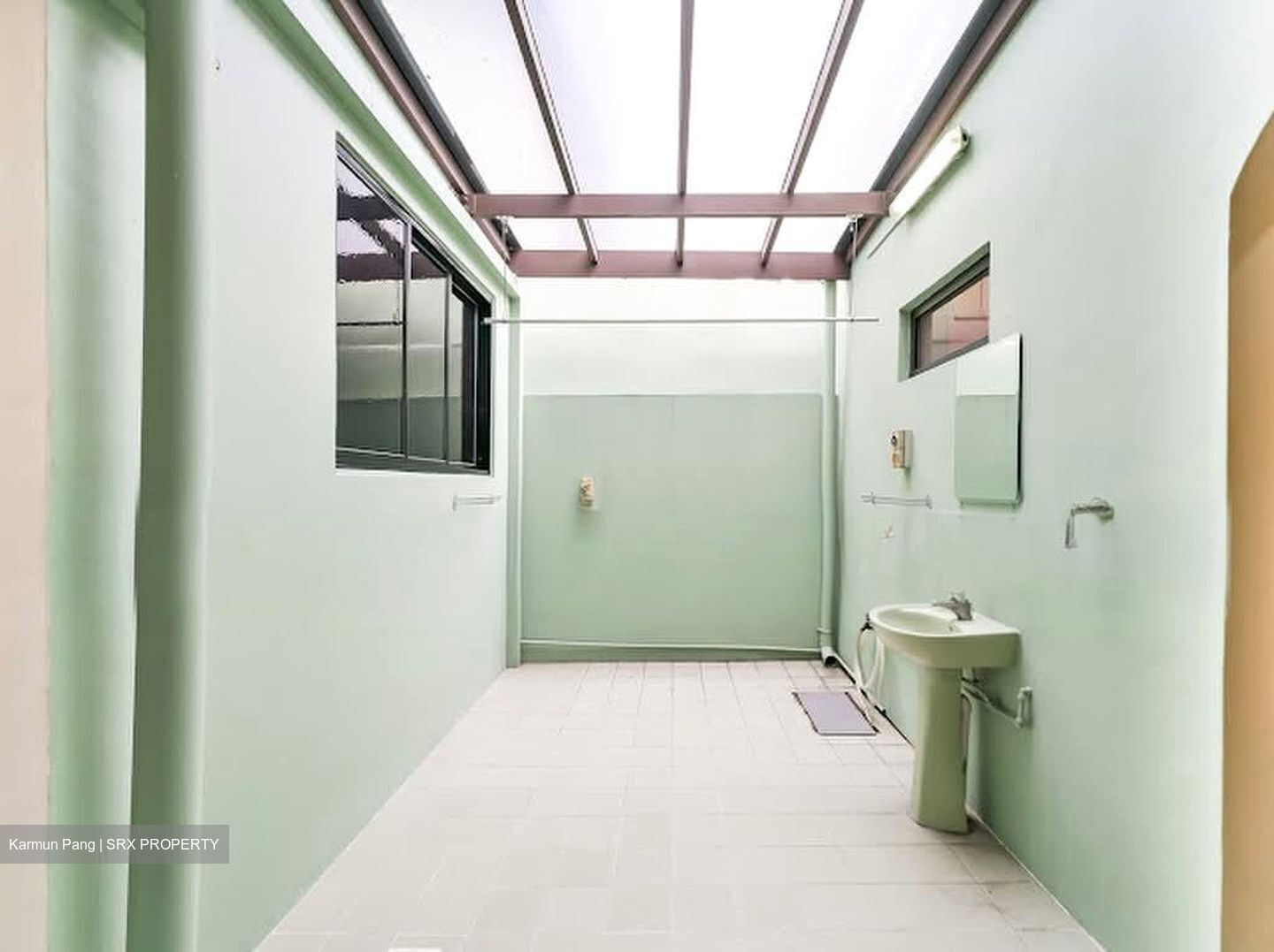 Sembawang Hills Estate (D20), Terrace #586613641
